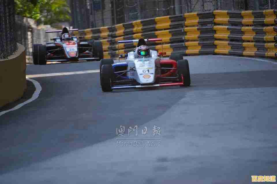 想要体验赛车激战两不误？火力全开2手机版》你不试试吗？